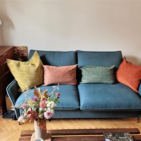 Luminous 1bedroom Flat In Central *
